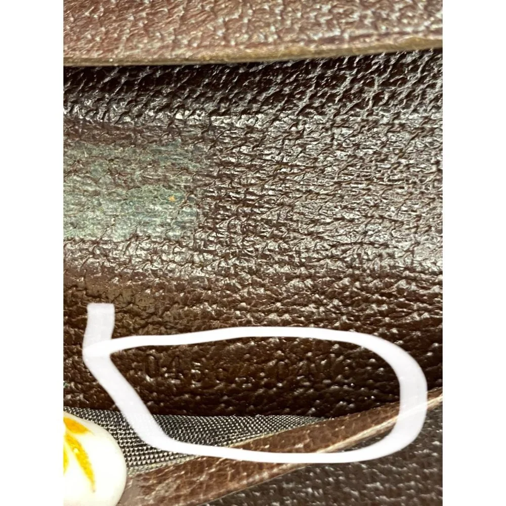 Gucci Classic Monogram Key Case Authentic - Picture 12 of 15